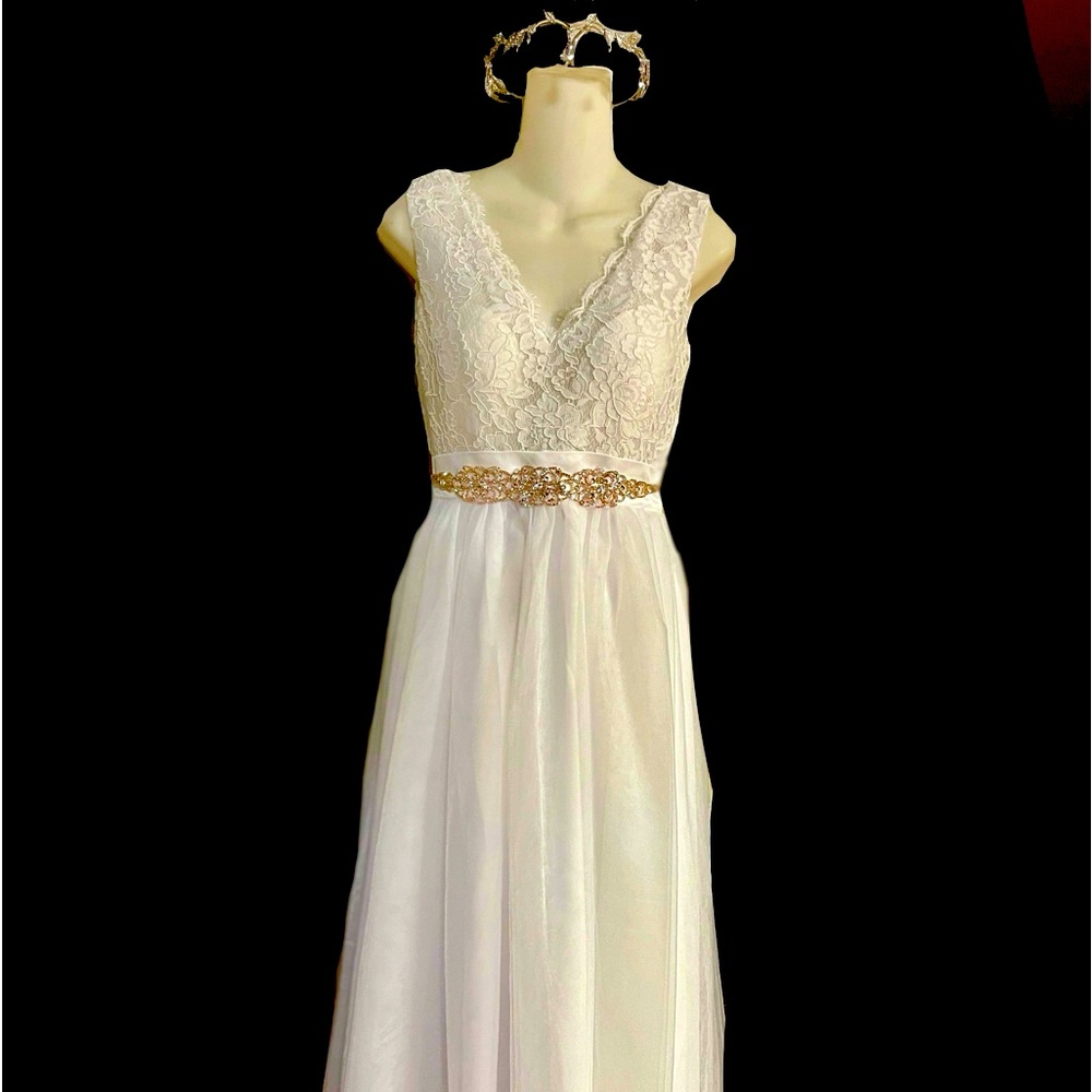 NWT White Ball Gown/Wedding Gown/Evening Tulle Dress…Size 4